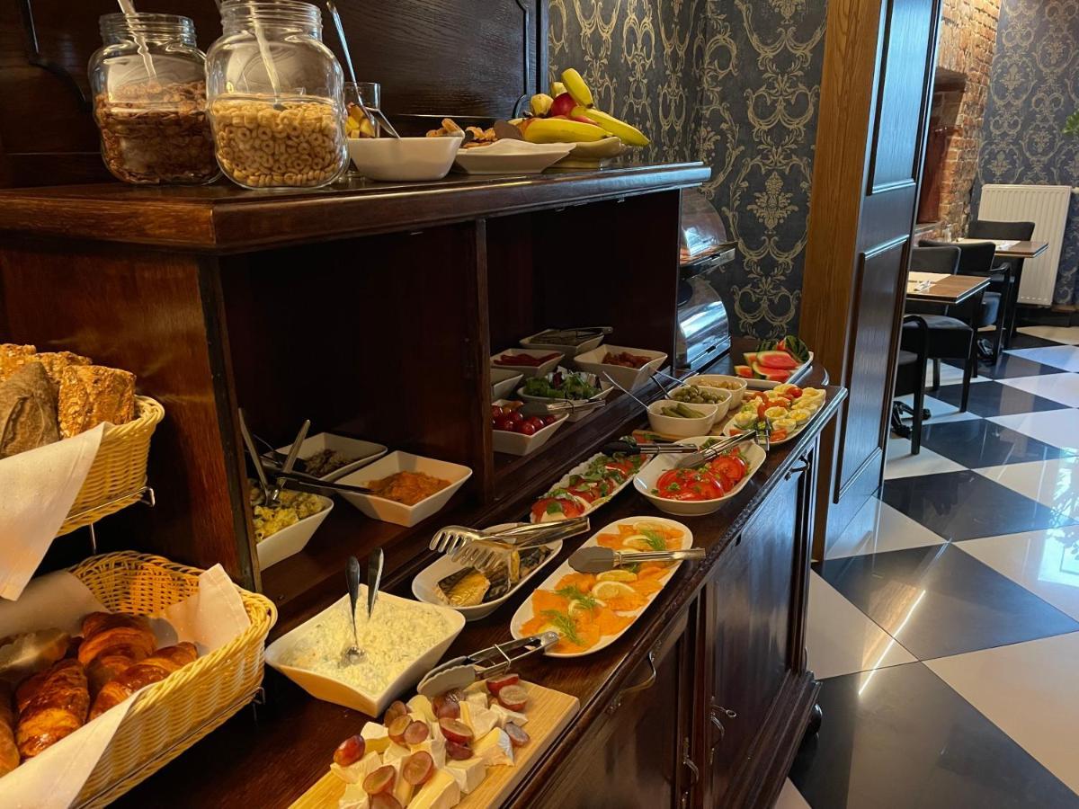 Sleepwalker Boutique Suites Вроцлав Экстерьер фото