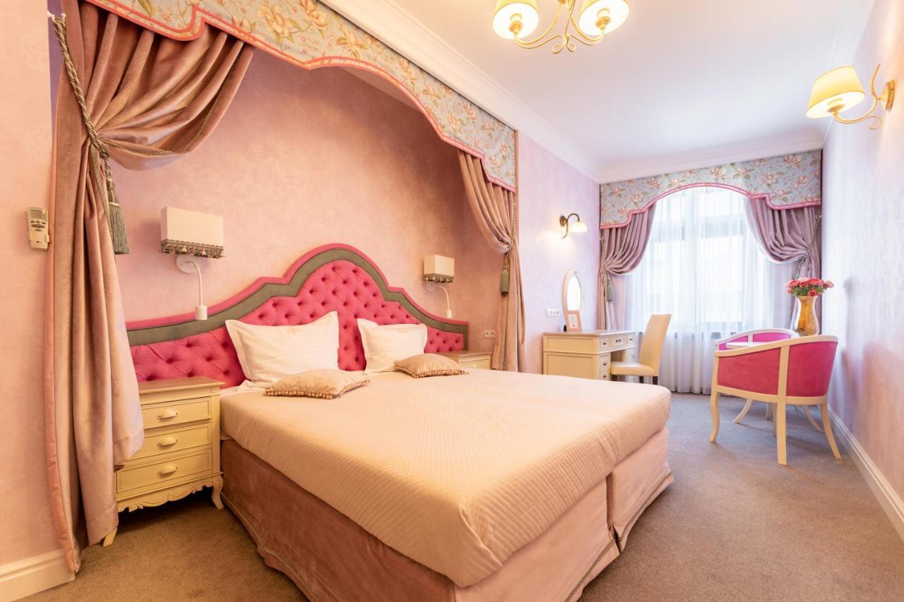 Sleepwalker Boutique Suites Вроцлав Экстерьер фото