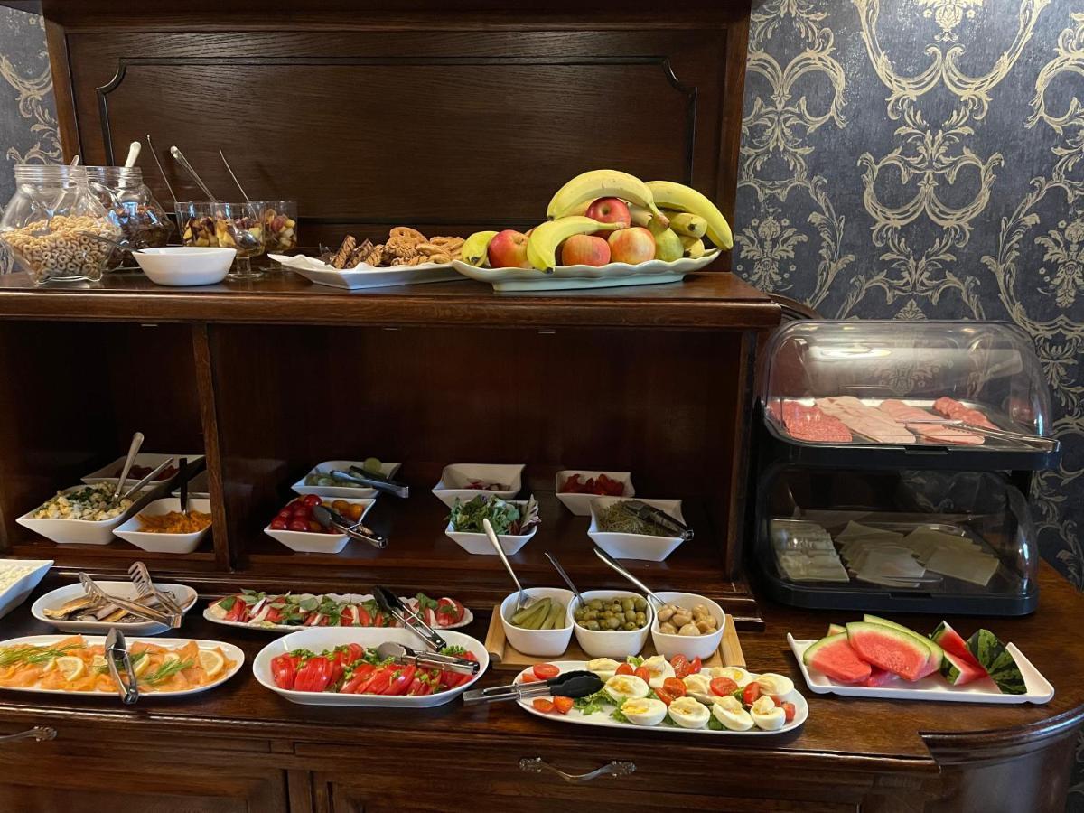 Sleepwalker Boutique Suites Вроцлав Экстерьер фото