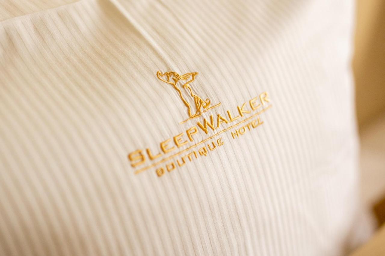 Sleepwalker Boutique Suites Вроцлав Экстерьер фото