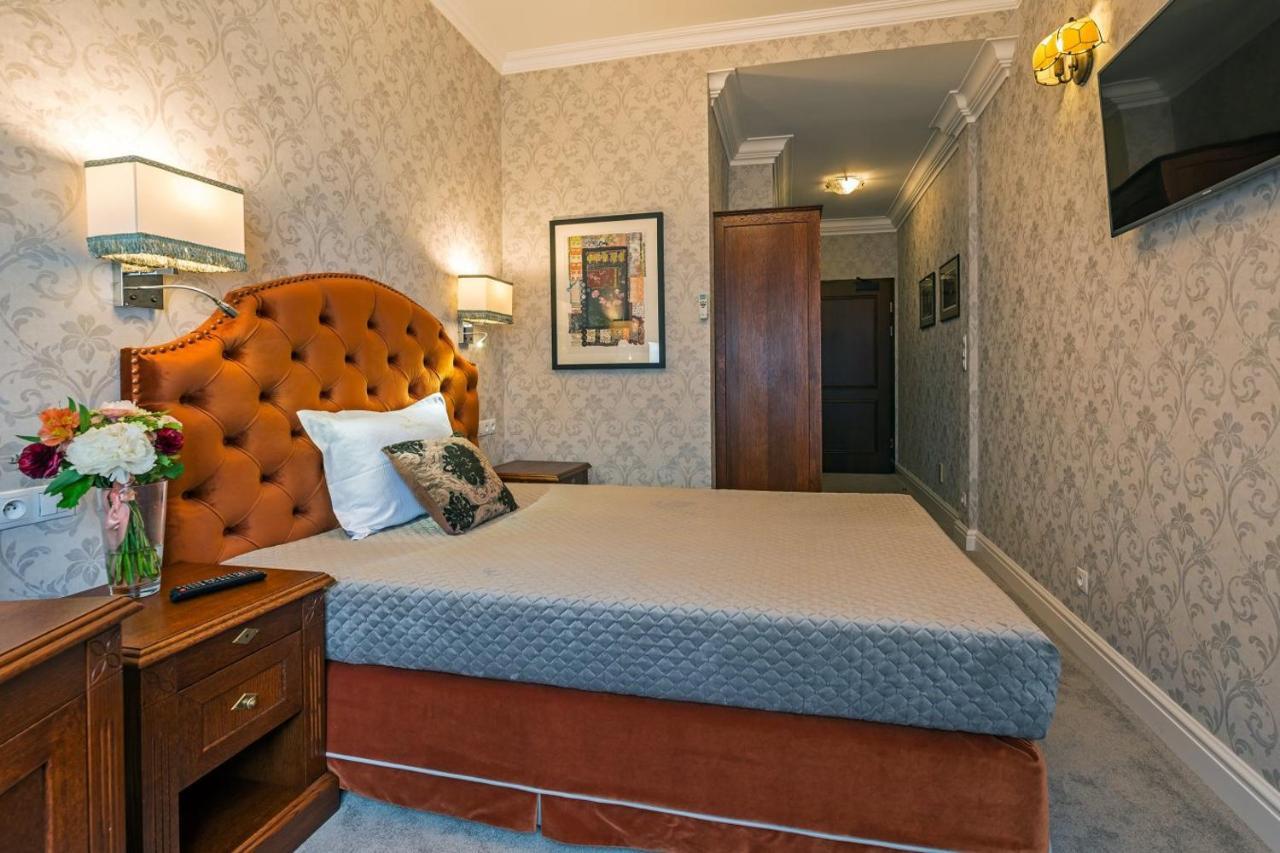Sleepwalker Boutique Suites Вроцлав Экстерьер фото