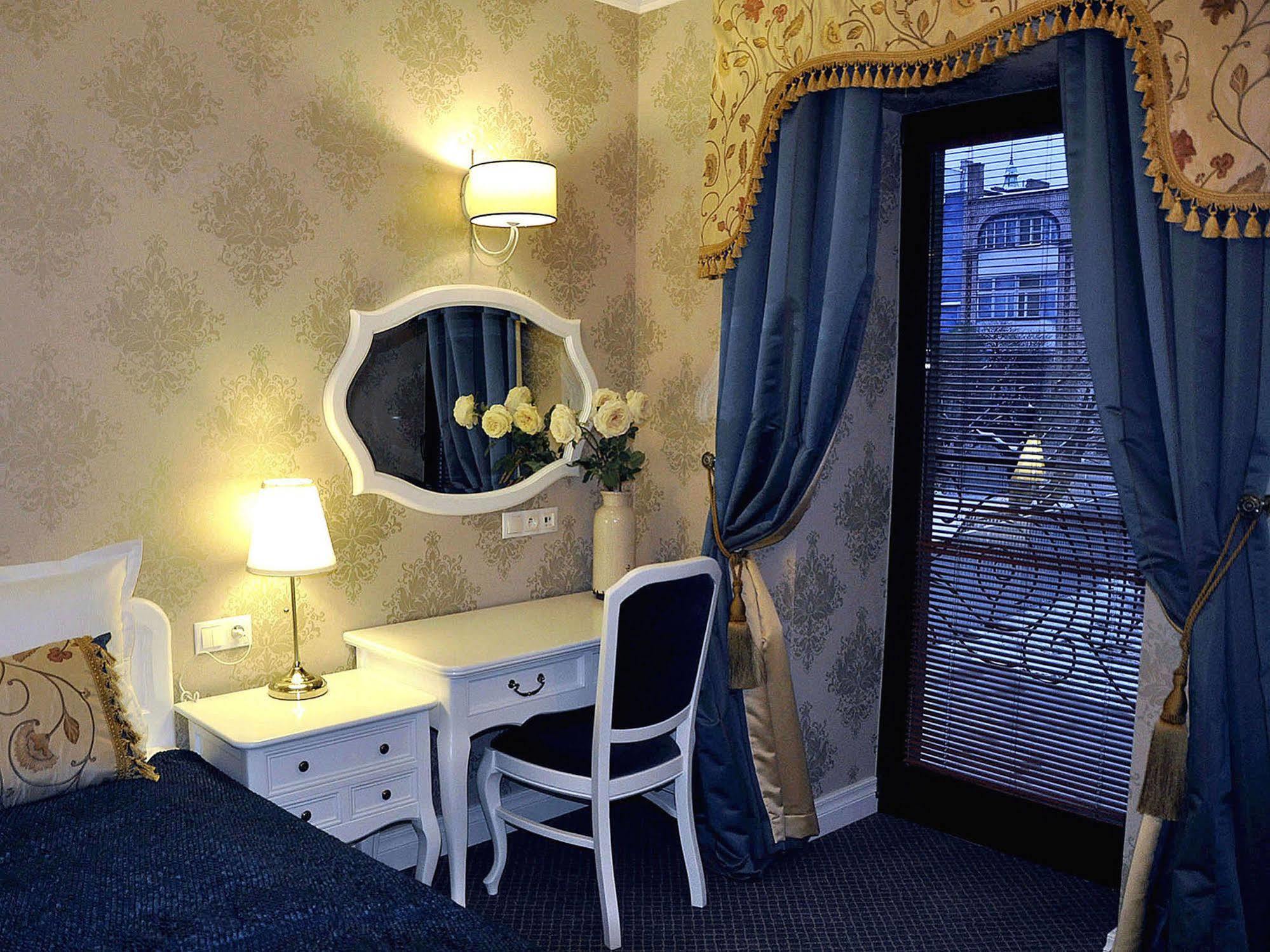 Sleepwalker Boutique Suites Вроцлав Экстерьер фото