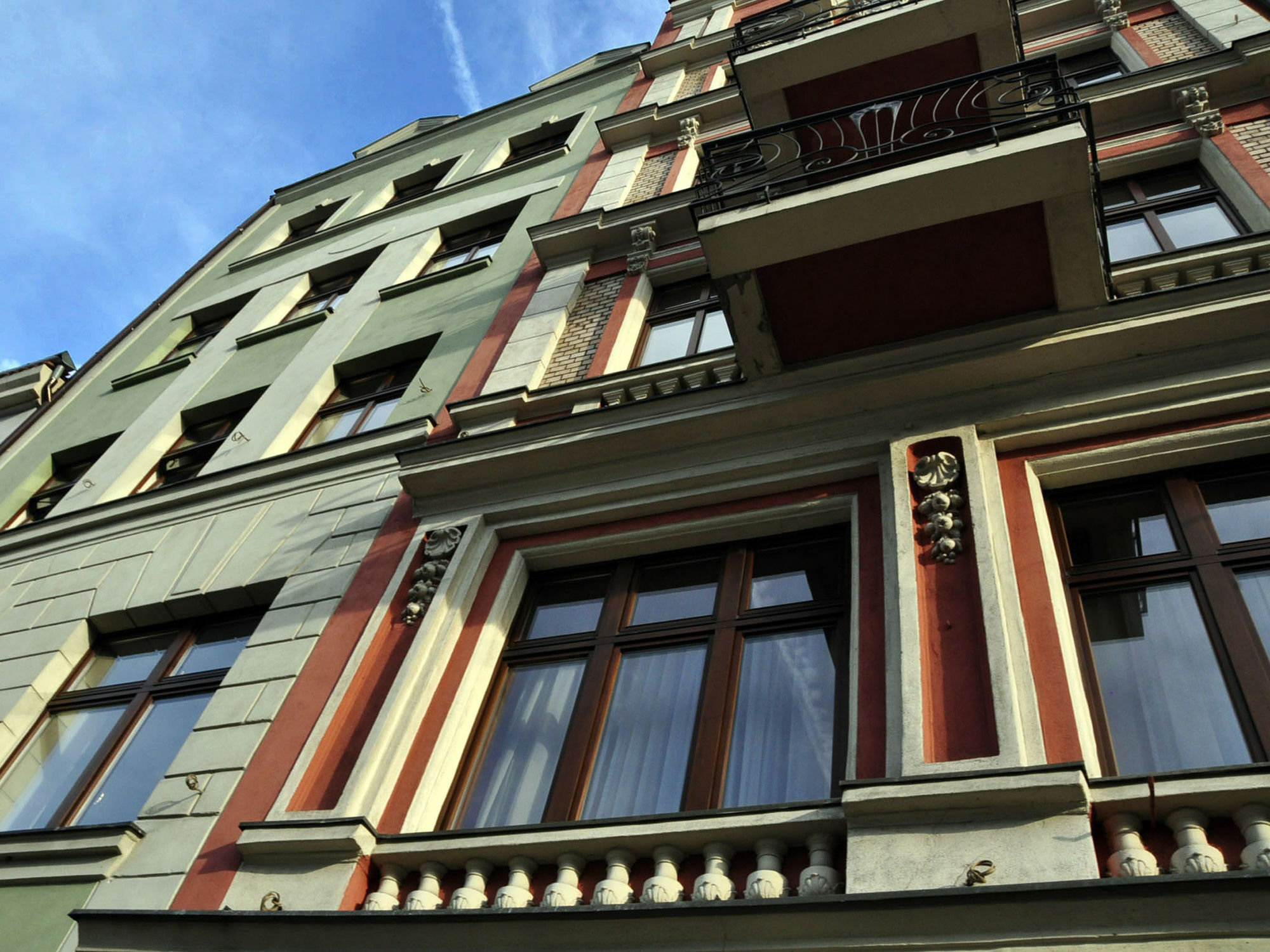 Sleepwalker Boutique Suites Вроцлав Экстерьер фото